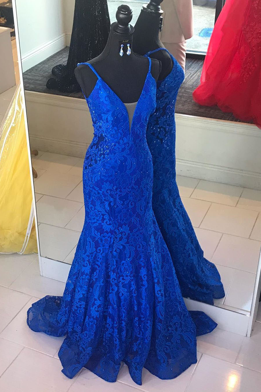 Party Dress Lady, Elegant V Neck Mermaid Royal Blue Long Lace Prom Dress