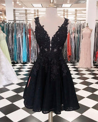 Bridesmaid Dresses 2044, Black A Line Knee Length V Neck Lace Short Prom Dresses