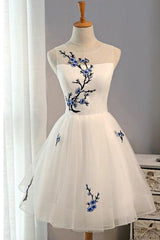 Bridesmaids Dress Blush, Ivory Sheer Sleeveless Floral Short Homecoming Dresses