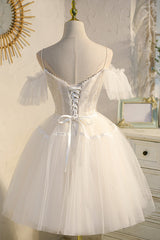 Bridesmaid Dress Sleeveless, Champagne V Neck Spaghetti Straps Tulle Princess Homecoming Dresses