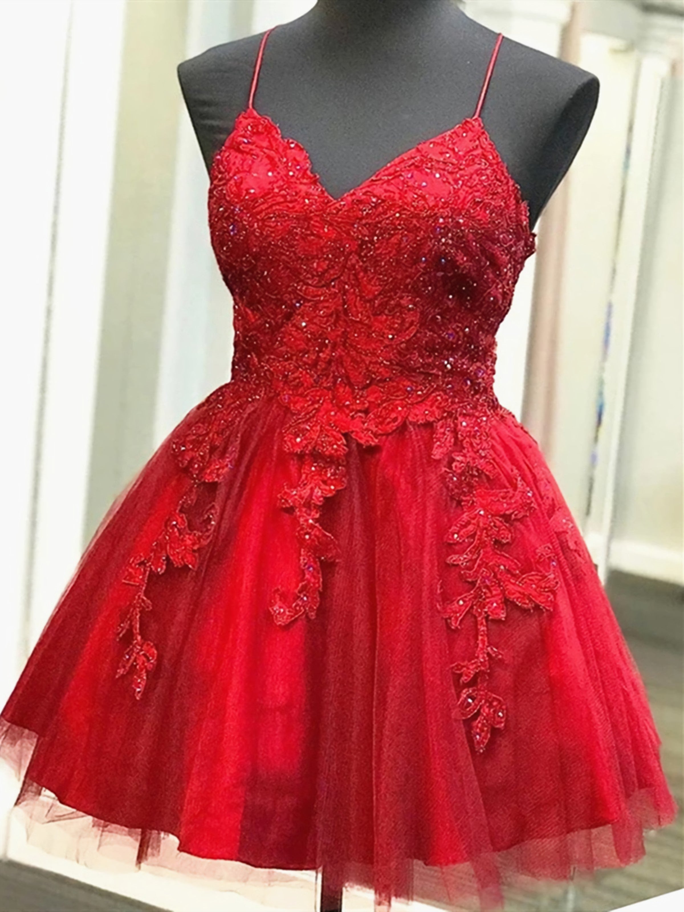 Party Dress Pattern Free, A Line V Neck Short Backless Red Lace Prom Dresses