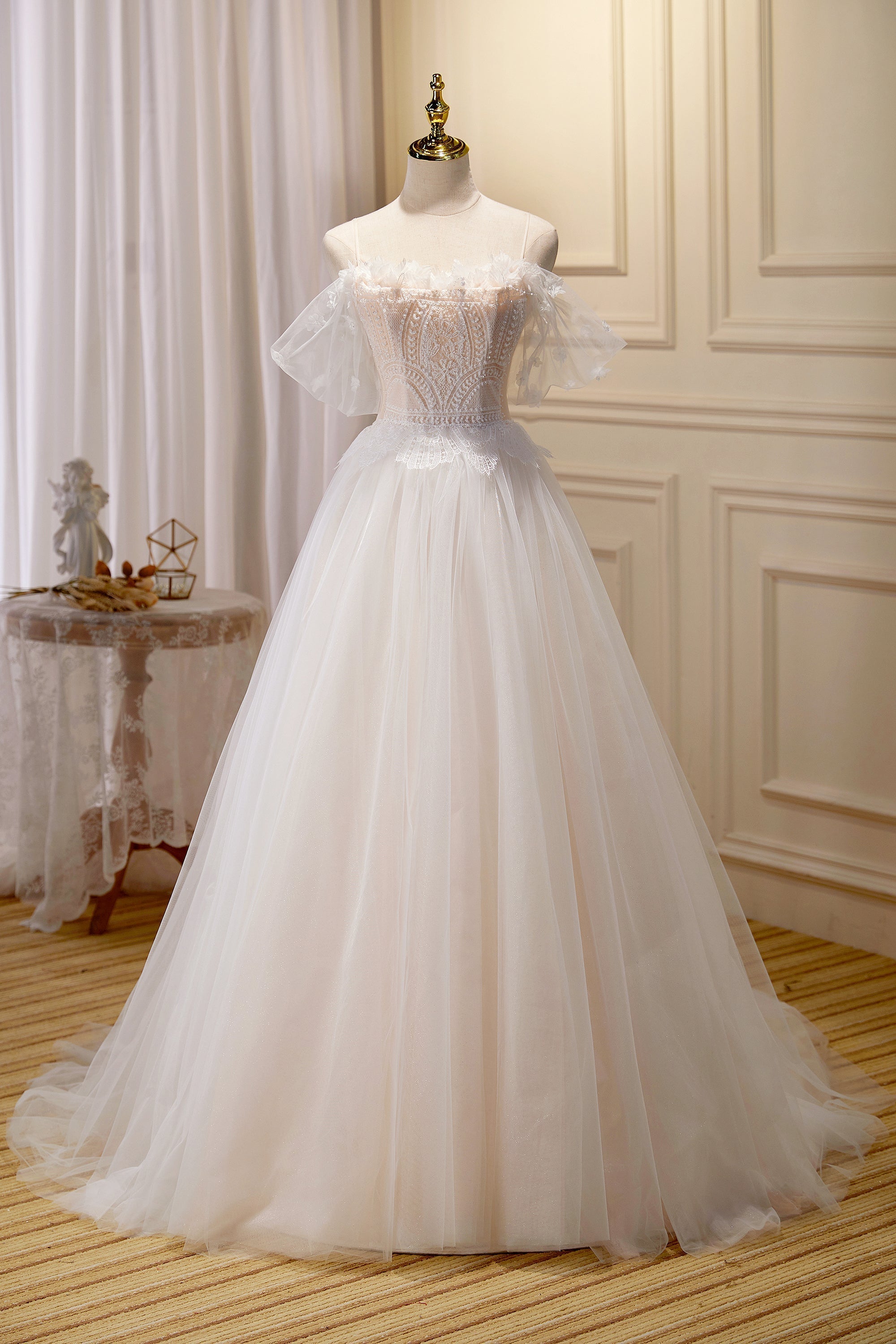Wedding Dress For Brides, Chic Spaghetti Straps Beading A Line Tulle Wedding Gown