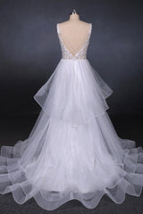 Weddings Dresses Near Me, Charming V-neck Lace Wedding Dresses Elegant Backless Wedding Gowns