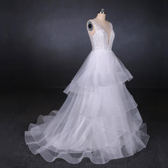 Wedding Dresses Near Me, Charming V-neck Lace Wedding Dresses Elegant Backless Wedding Gowns