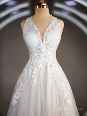 Wedding Dresses A Line, A-Line/Princess V-neck Court Train Tulle Wedding Dresses with Appliques Lace