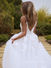 Wedding Dress Spring, A-Line/Princess V-neck Sweep Train Lace Wedding Dresses With Appliques Lace