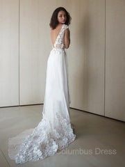 Wedding Dresses Vintage Style, A-Line/Princess V-neck Sweep Train Tulle Wedding Dresses With Appliques Lace