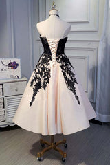Fall Wedding, A-line Satin Short Prom Dresses,Homecoming Dress with Black Lace