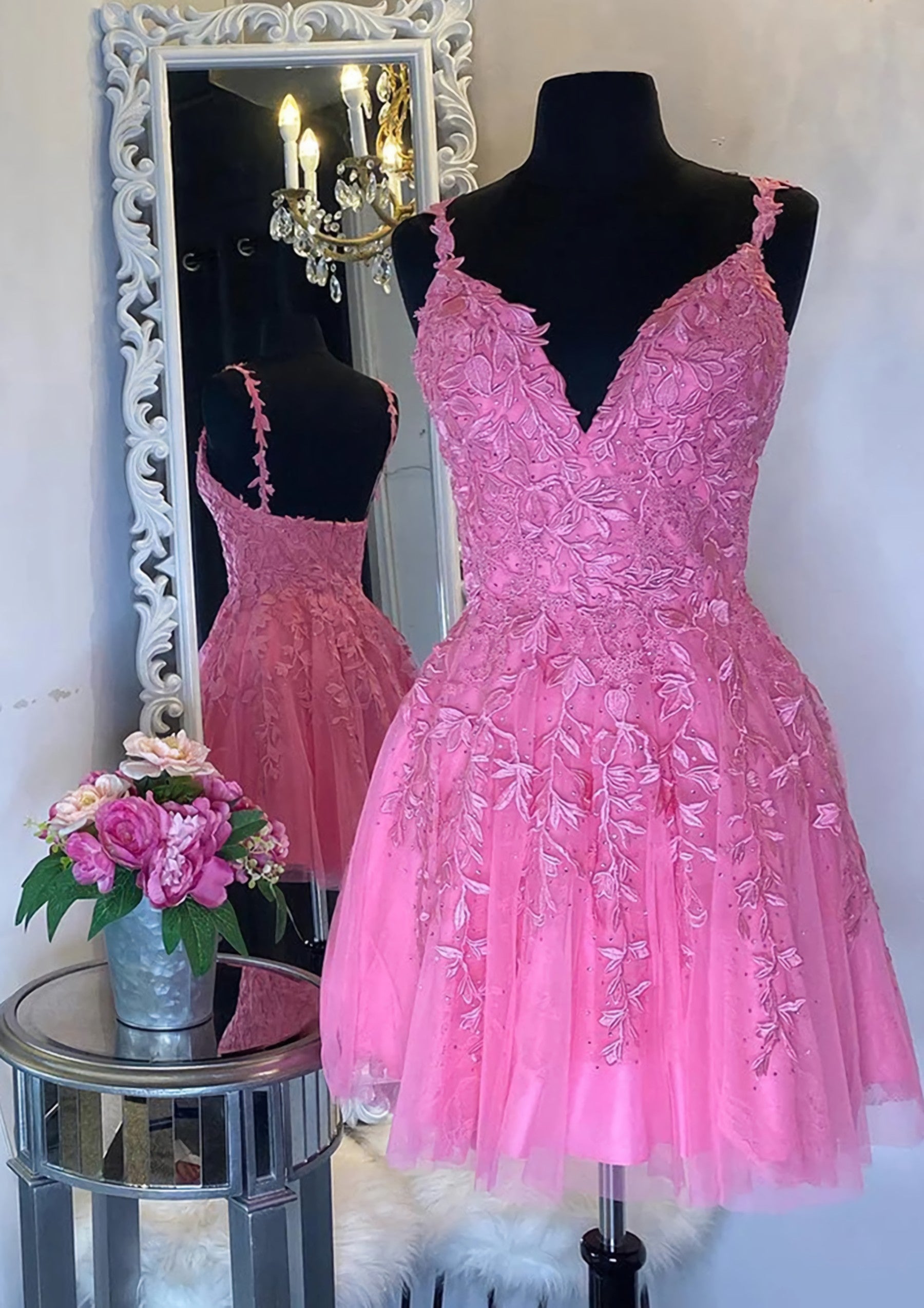Prom Dress Long Open Back, A-line V Neck Sleeveless Short/Mini Tulle Homecoming Dress with Appliqued Beading