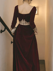 Classy Outfit Women, A-Line Vintage Formal Velvet Evening Dress with Appliques,Long Sleeve Dinner Dresses