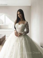 Wedding Dress Inspired, Ball Gown Scoop Court Train Tulle Wedding Dresses With Appliques Lace