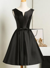 Bridesmaids Dresses Blue, Black Short V-neckline Knee Length Party Dress, Black Homecoming Dress Prom Dress
