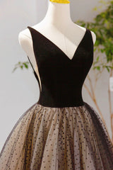 Formal Dresses For Winter Wedding, Black V-neck Tulle Short Prom Dress, A-Line Black Tea Length Party Dress
