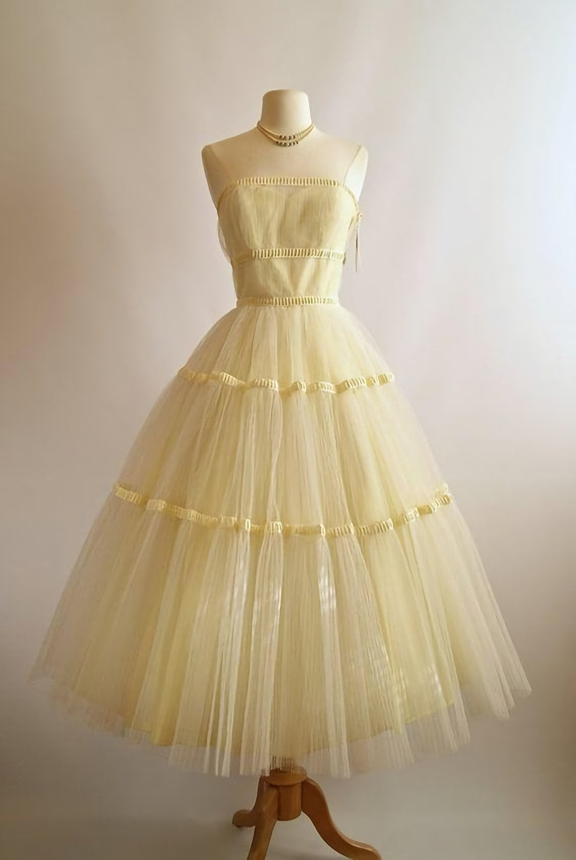 Prom Dresses Aesthetic, Vintage Yellow Dress, Homecoming Dress