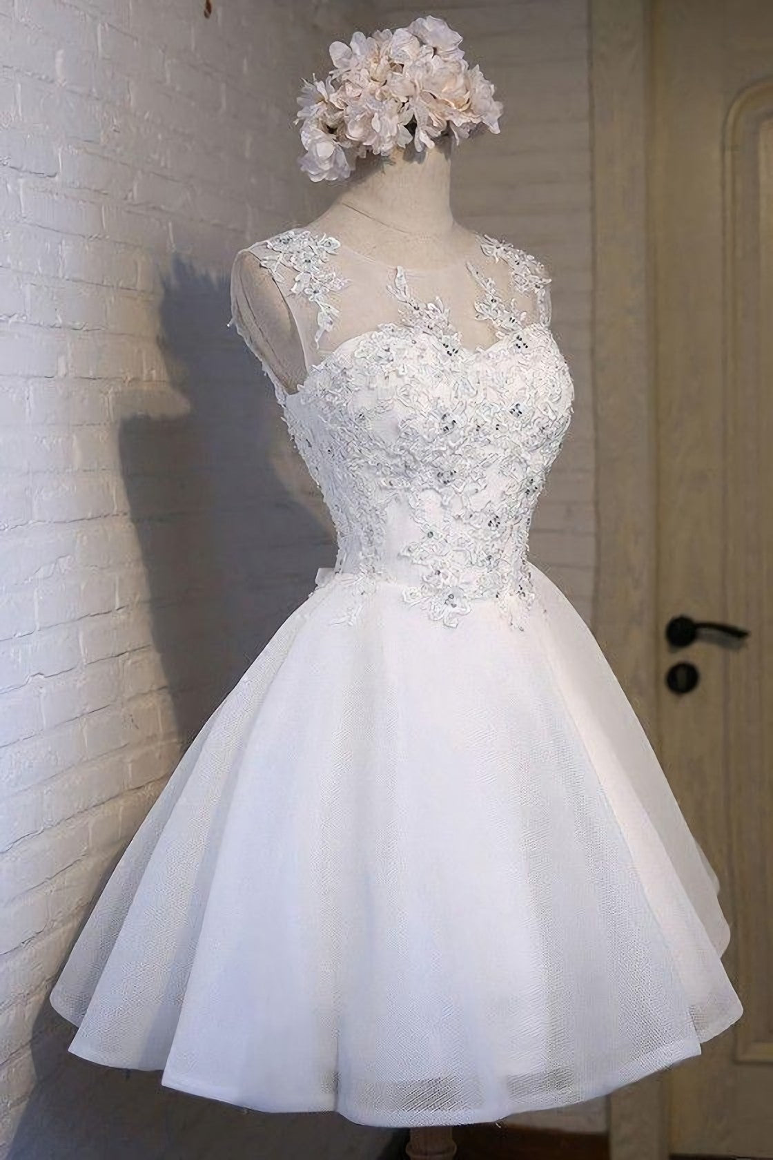 Prom Dresses Near Me, Glamorous A Line Scoop Neckline Short Homecoming Dresses, White Homecoming Dresses, With Sleeveless