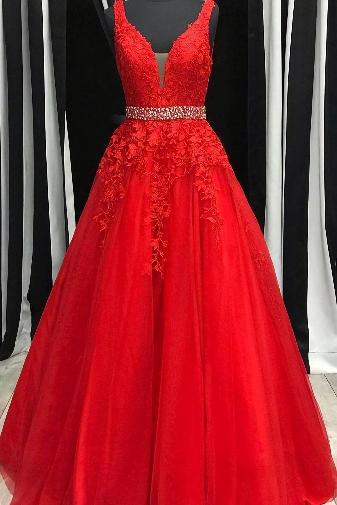 Prom Dress Red, Red Lace Prom Dresses, Applique Party Dresses, A Line Evening Prom Dress