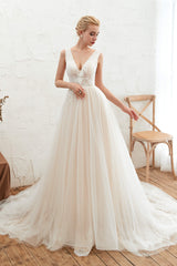 Wedding Dresses Long Sleev, Champange Princess V-neck Lace Tulle Soft Pleats Wedding Dresses with Appliques
