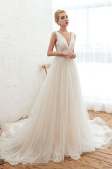 Wedding Dressed Long Sleeve, Champange Princess V-neck Lace Tulle Soft Pleats Wedding Dresses with Appliques