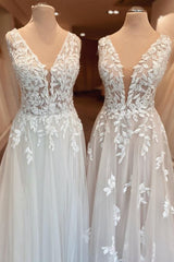 Wedding Dress Fitting, Classy Long A-Line Sweetheart Appliques Lace Open Back Wedding Dress
