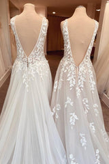 Wedding Dresses Rustic, Classy Long A-Line Sweetheart Appliques Lace Open Back Wedding Dress