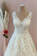 Wedding Dresses Ideas, Classy Long A-Line Sweetheart Appliques Lace Tulle Backless Wedding Dress