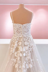 Wedding Dresses Romantic, Classy Long A-Line Tulle Spaghetti Straps Appliques Lace Backless Wedding Dress