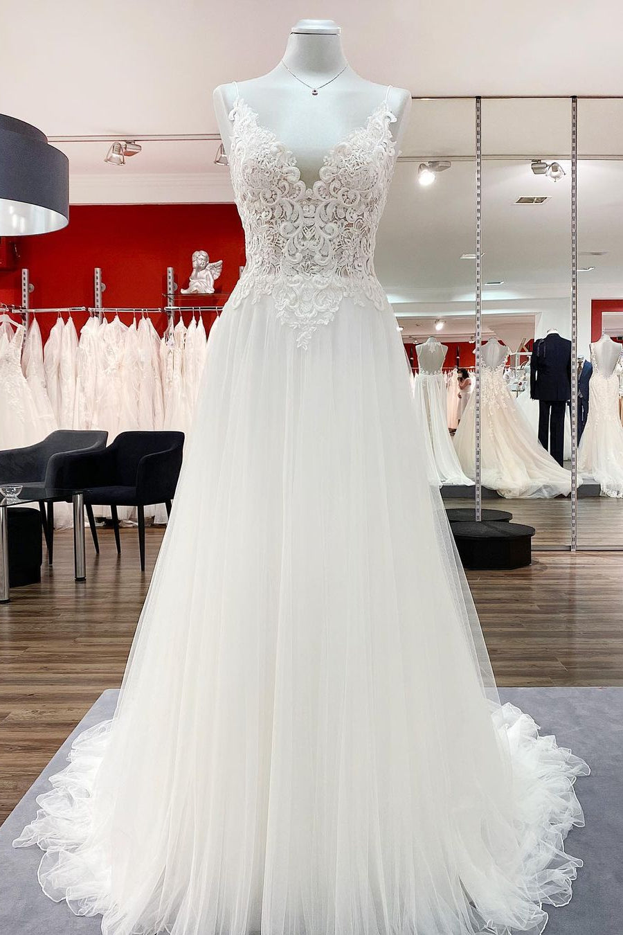 Wedding Dresses Couture, Classy Long A-line Tulle V Neck Sleeveless Lace Wedding Dress