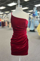 Homecoming Dresses Black Girl, Double Straps Red Velvet Pleated Bodycon Homecoming Dress