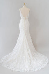 Weddings Dress Online, Elegant Appliques V-neck Sheath Wedding Dress
