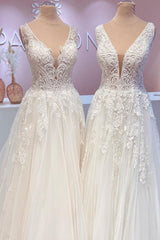 Wedding Dress Sexy, Glamorous Long A-Line Open Back Tulle Appliques Lace Wedding Dress
