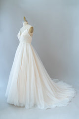 Wedding Dress Boutiques, Long A-line Spaghetti Strap Lace Tulle Backless Wedding Dress