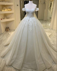 Wedding Dresses Outlet, Long A-Line Sweetheart Off-the-Shoulder Appliques Lace Ruffles Wedding Dress