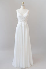 Wedding Dress Classic Elegance, Long A-line Sweetheart Spaghetti Strap Appliques Chiffon Wedding Dress
