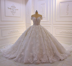 Wedding Dressing Accessories, Long Princess Sweetheart Off-the-Shoulder Backless Appliques Lace Ruffles Tulle Wedding Dress