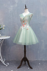 Black Prom Dress, Lovely Short Tulle V-neckline with Flower Lace Party Dress Homecoming Dress, Short Formal Dresses