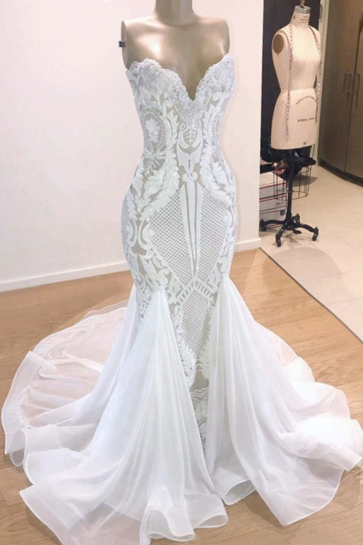 Wedding Dresses A Line, Mermaid V-neck Floor Length Sleeveless Tulle Applique Wedding Dress