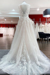 Wedding Dress Modern, Modest Long A-line V-neck Open Back Tulle Wedding Dress with Appliques Lace