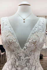 Wedding Dresses Website, Modest Long A-line V-neck Open Back Tulle Wedding Dress with Appliques Lace
