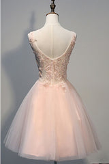 Prom Dresse 2040, Blush Pink V Neck Applique Short Top Selling 2024 Homecoming Dresses