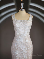 Wedding Dressed With Pockets, Sheath/Column Straps Sweep Train Lace Wedding Dresses with Appliques Lace