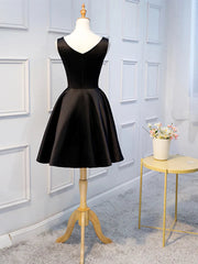Party Dresses For Christmas Party, Short Black Prom Dresses, Black Short Formal Homecoming Dresses