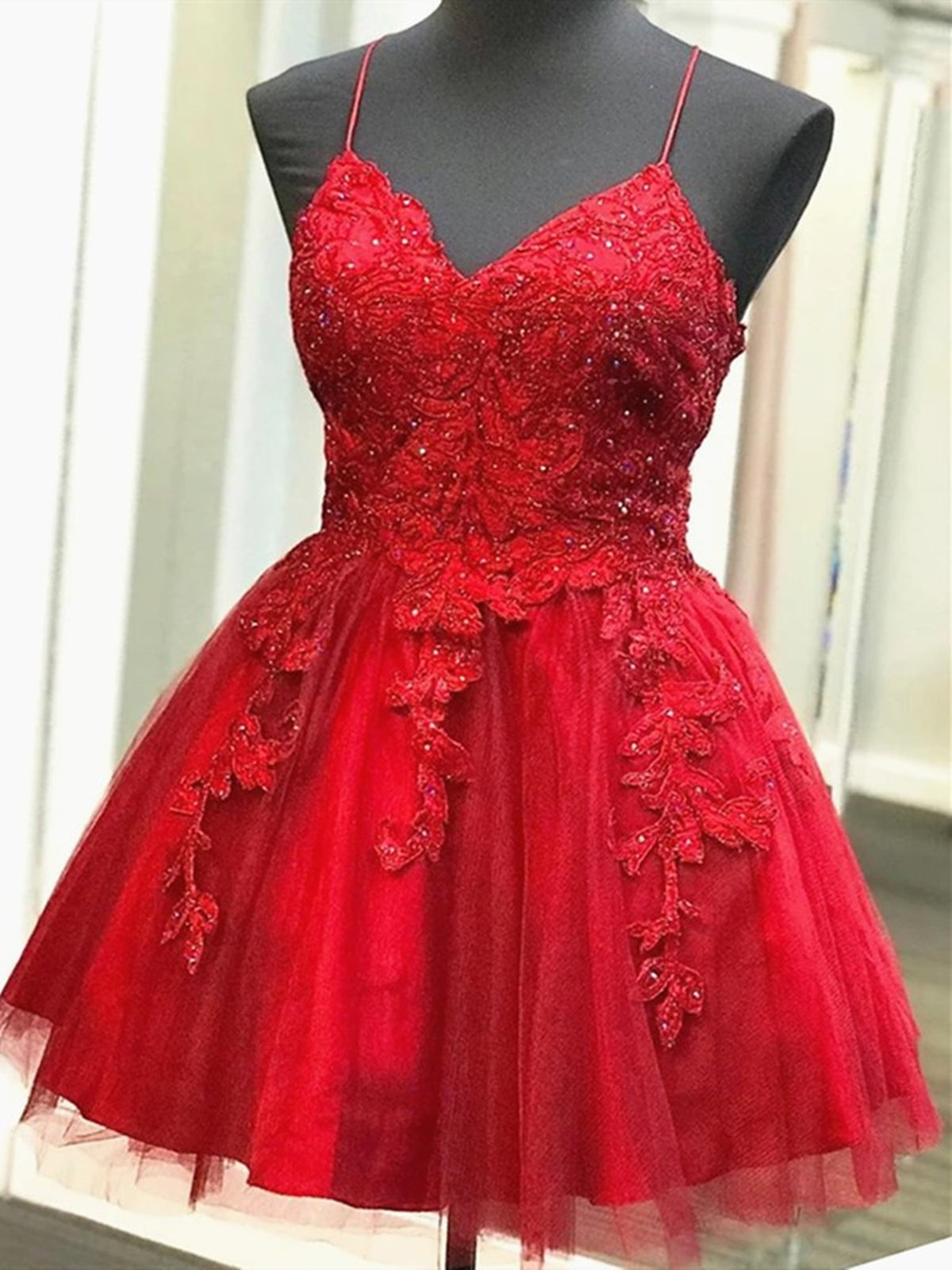 Formal Dress Outfit, Short V Neck Red Lace Prom Dresses, V Neck Short Red Lace Graduation Homecoming Dresses