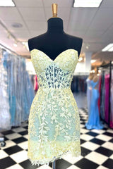 Prom Dress Near Me, Strapless Lavender Lace Tulip Mini Dress