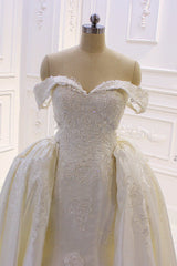Wedding Dress Customizations, Sweetheart Lace Appliques Off the Shoulder Detachable Train Wedding Dress
