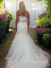 Wedding Dresses Stores, Trumpet/Mermaid Sweetheart Court Train Tulle Wedding Dresses With Beading