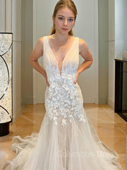 Wedding Dresses Online, Trumpet/Mermaid V-neck Chapel Train Tulle Wedding Dresses With Appliques Lace