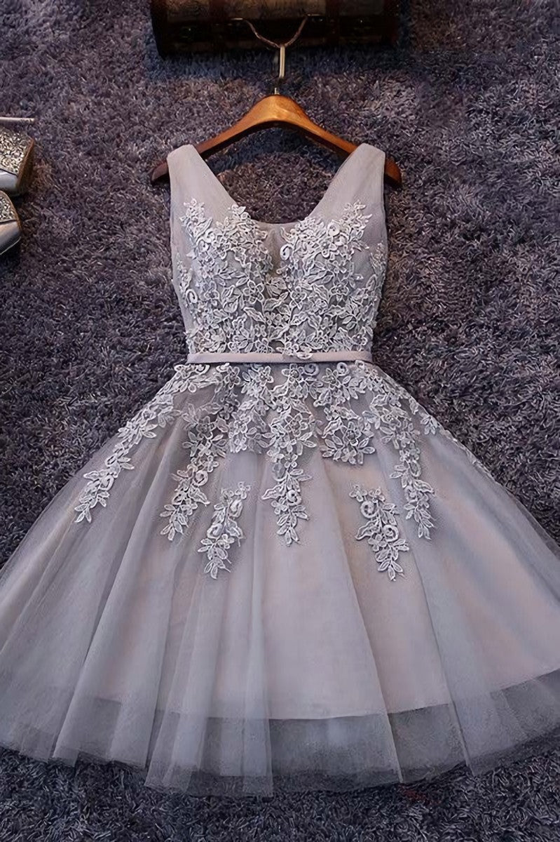 Prom Dress Princess, Tulle A-line V-neck Knee-length Lace Short Prom Dresses,Homecoming Dress with Applique