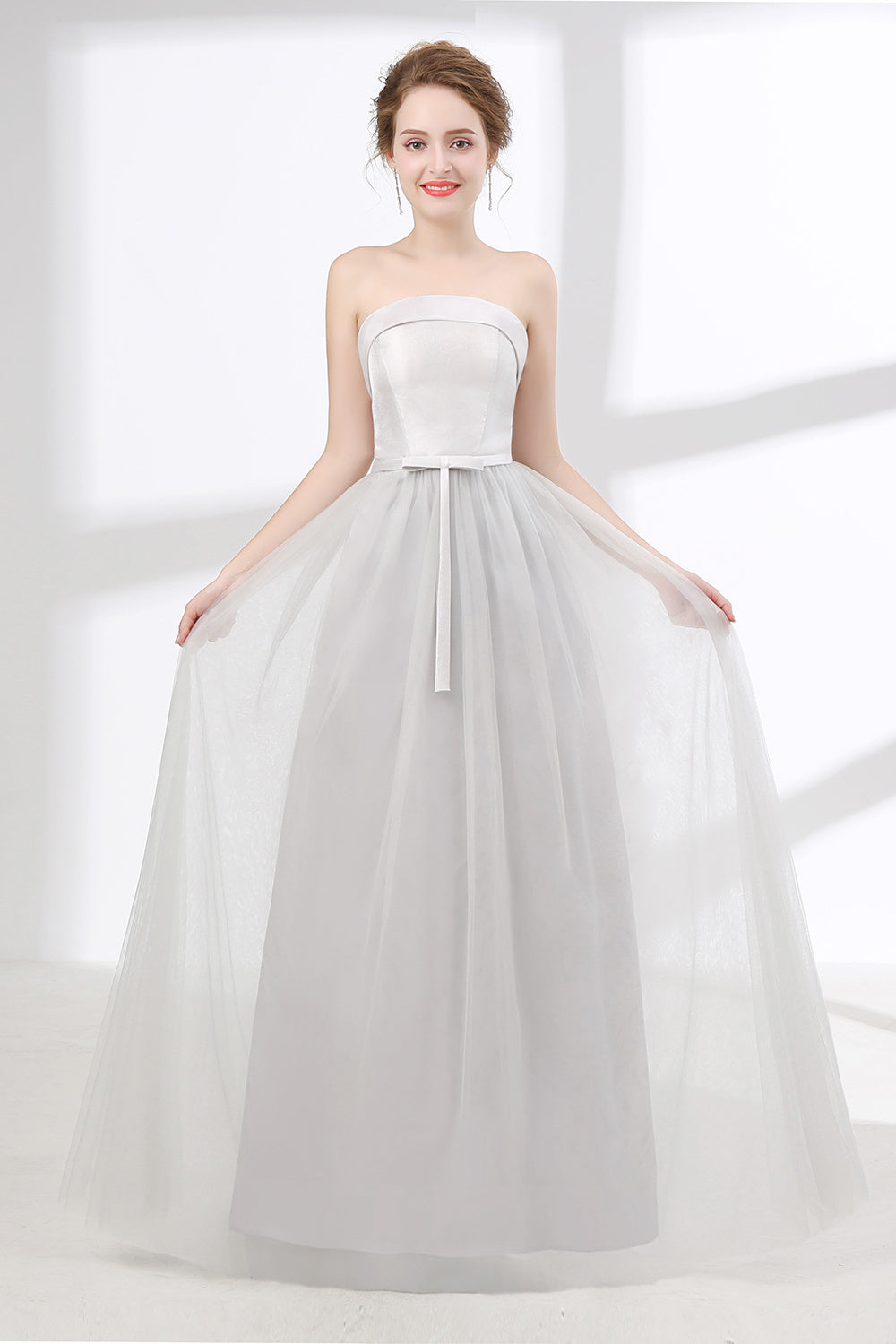 Women Dress, Tulle & Satin Strapless Neckline A-line Bridesmaid Dresses With Bowknot