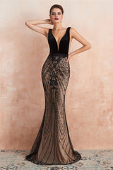 Formal Dresses Cocktail, V-Neck Fitted Mermaid Black Prom Dresses with Sequins