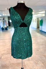 Prom Dresses Short, V-Neck Hunter Green Sequin Cutout Short Homecoming Dress